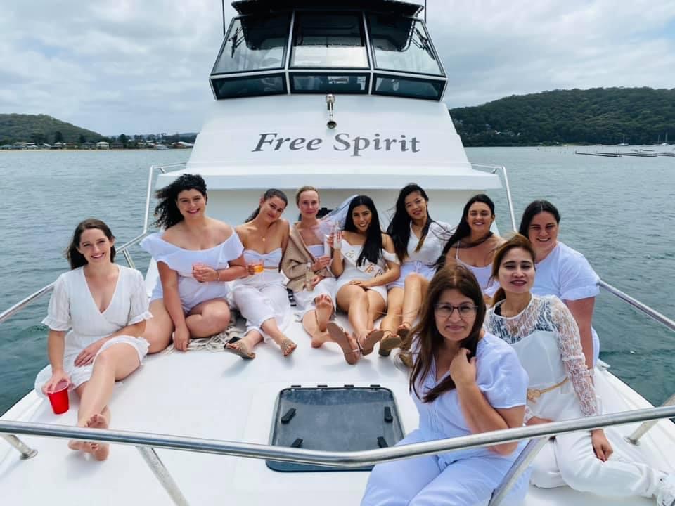 Hens party packages sydney Free Spirit